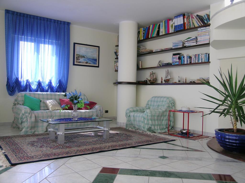 Villa Acquamarina 卡拉赛达 外观 照片