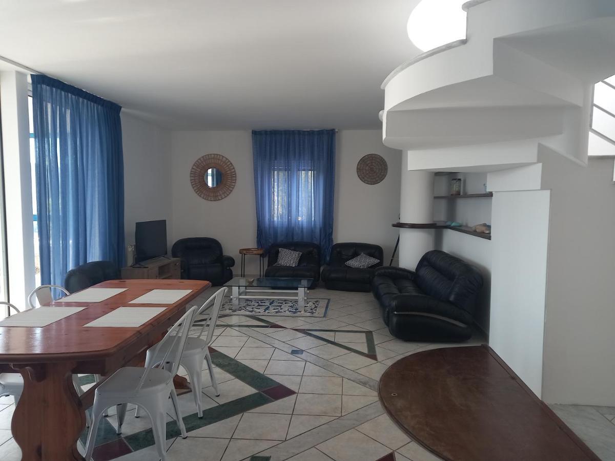 Villa Acquamarina 卡拉赛达 外观 照片